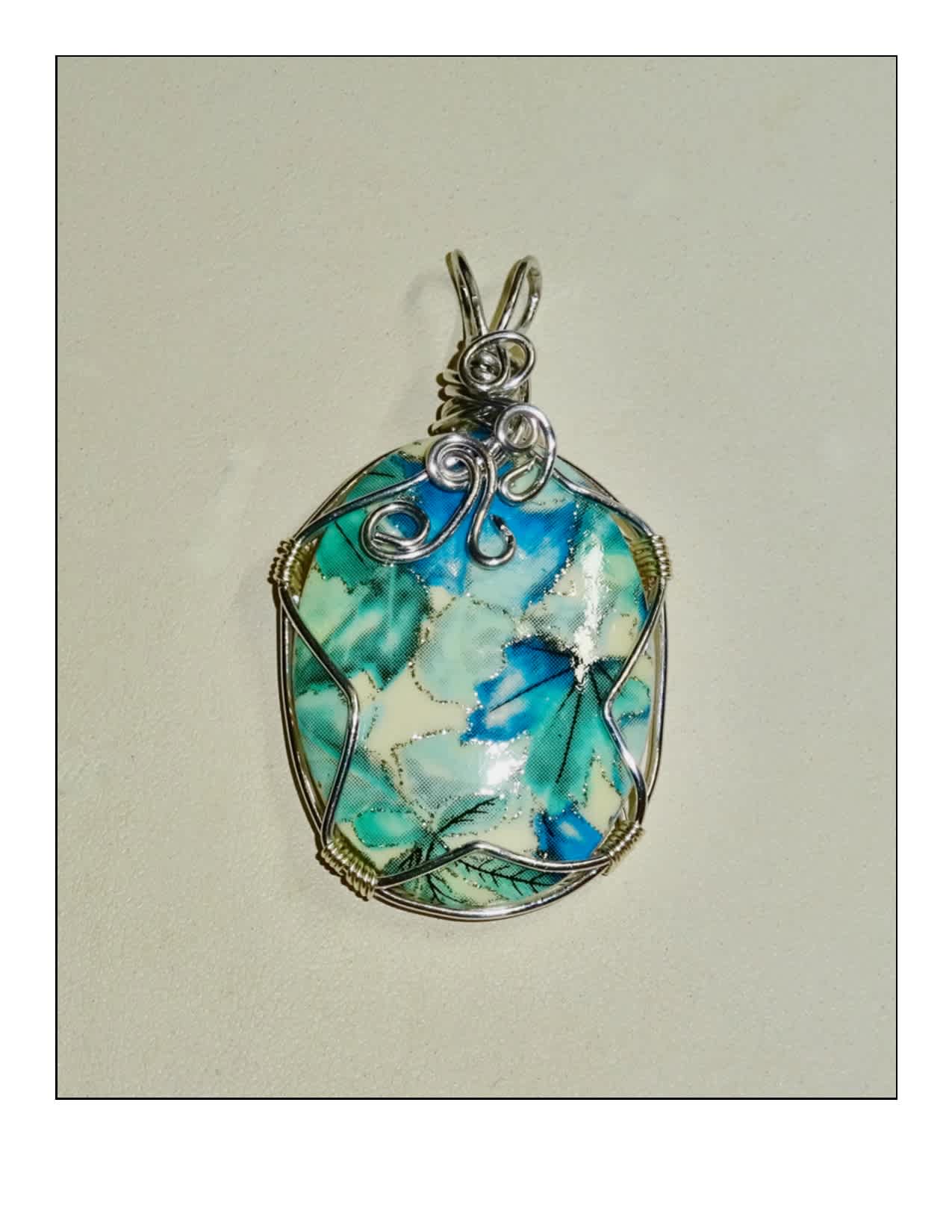 #W26-303A, Versatile Pendant Wrap - NEW! 1/2 day Mini-Session Friday. January 30, 1:00 - 3:30PM